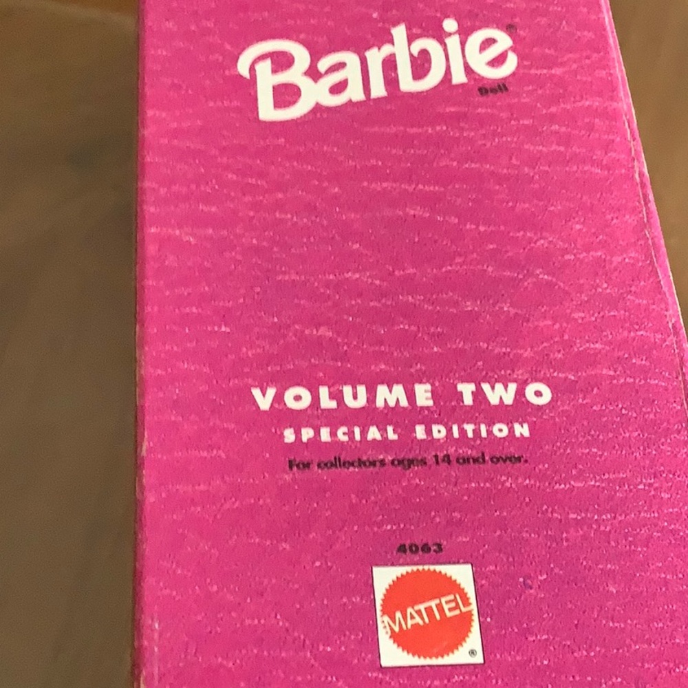 BARBIE:  1920’s Flapper, The Great Eras Collection - Picture 6 of 6